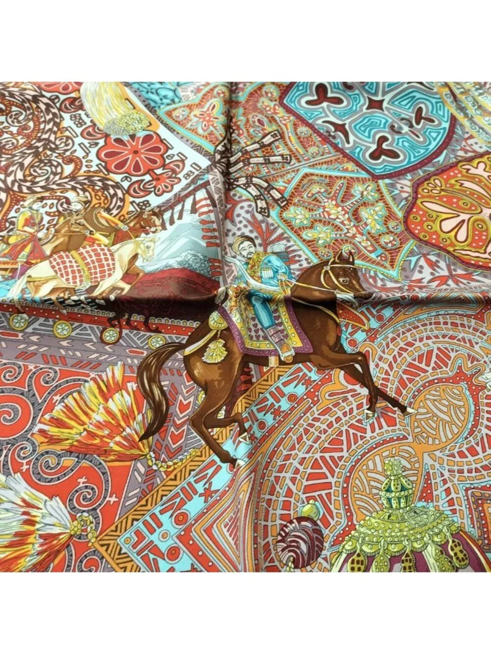 Hermes brand carre